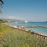 Apartment Beautiful In Dingac With Swimming Pool