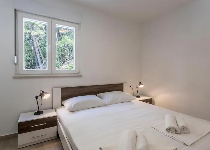 Appartement Beautiful In Dingac With Swimming Pool *