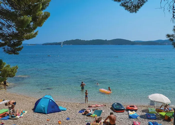 Beautiful In Dingac With Swimming Pool Appartement *